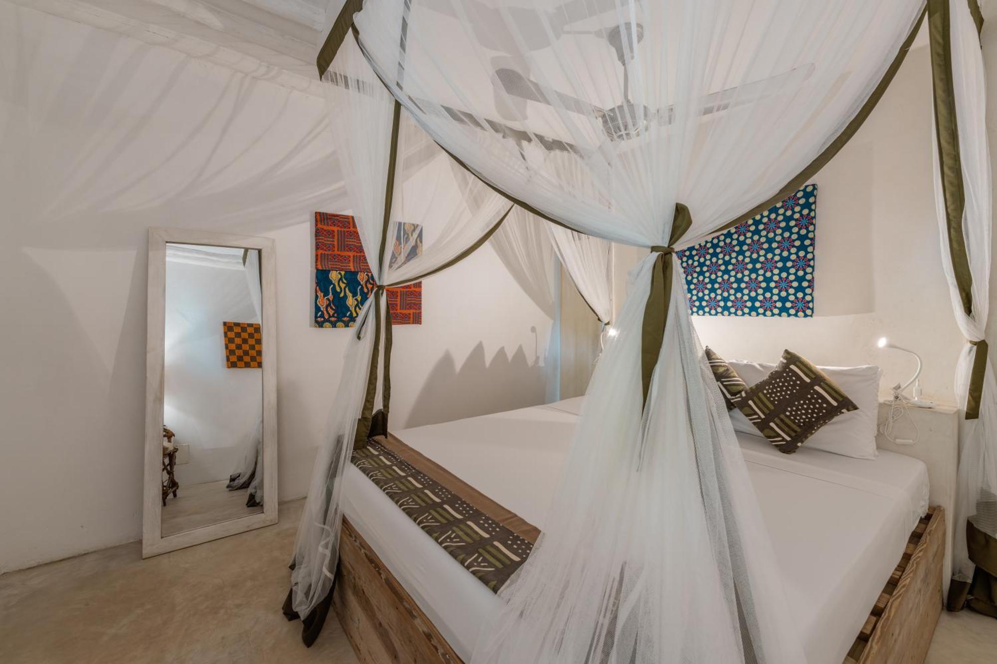 The Loop Beach Resort (Adults Only) 잠비아니 외부 사진